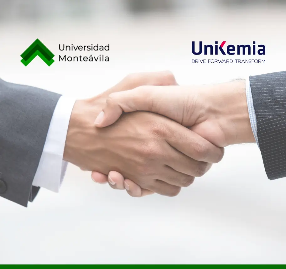 Logo de la Universidad Monteávila y Unikemia junto a gráficos que representan la colaboración en educación online.